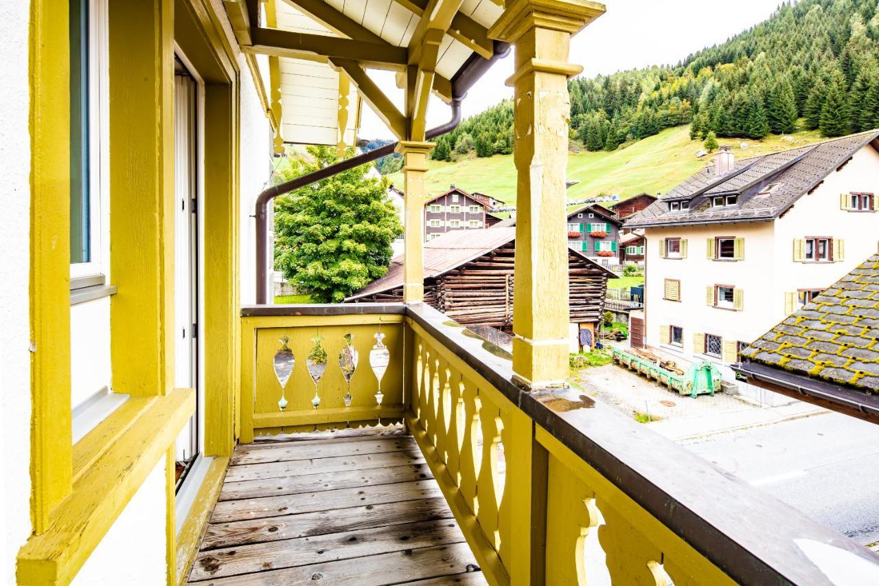 Hotel Vallatscha Curaglia Exteriér fotografie