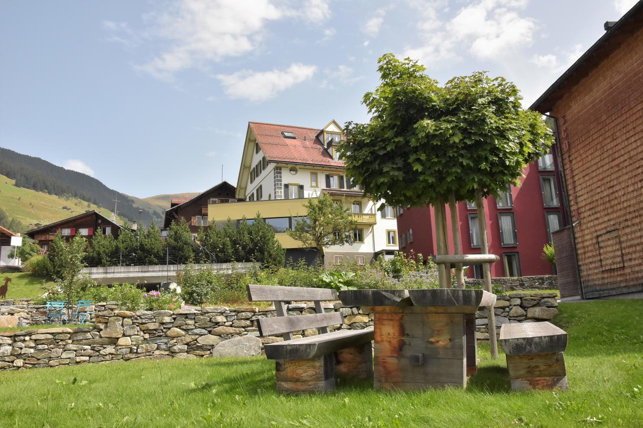 Hotel Vallatscha Curaglia Exteriér fotografie